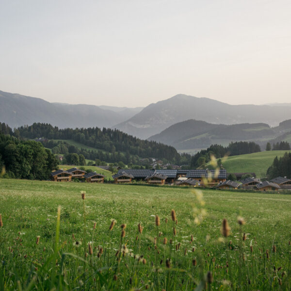 Hygna Chalets im Sommer